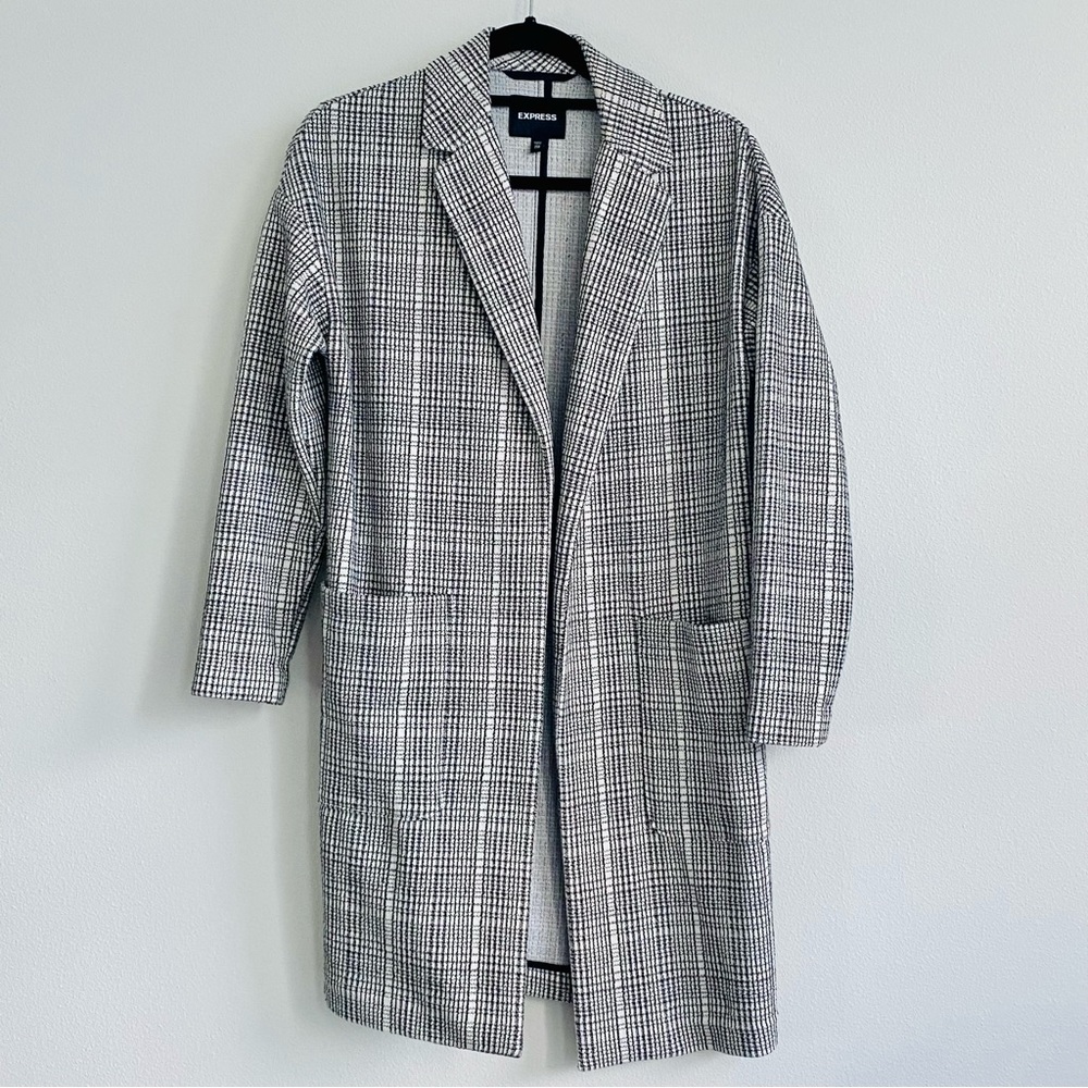 Express Double Weave Oversized Plaid Blazer Jacket Black and Cream Size XXS